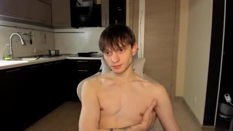 Snapshot of romeo_mercy chatting on October 1, 10:57 pm Romeo online show from October 1, 10:57 pm