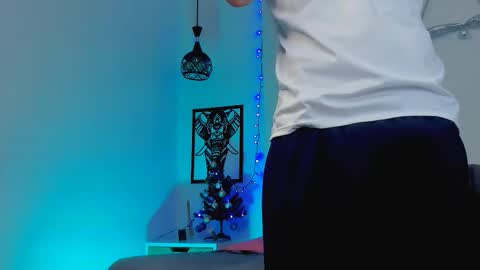 Romeo Ricci online show from December 17, 4:13 pm