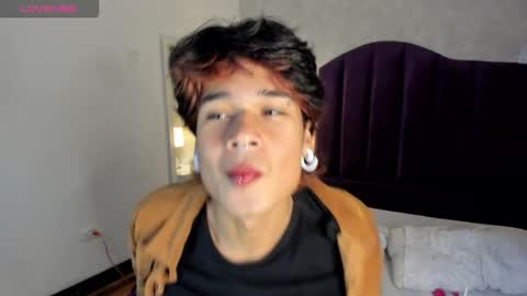 RONALD  online show from October 23, 8:23 pm