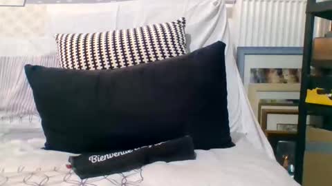 Snapshot of ronbig8inch chatting on October 23, 12:36 am ronbig8inch online show from October 23, 12:36 am