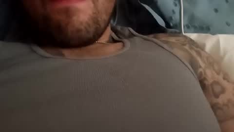 rosalesconstruction85 online show from November 4, 2:34 am