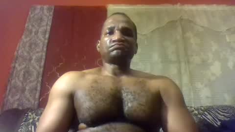 Snapshot of roshun69 chatting on October 27, 7:10 am Roshun Haynes online show from October 27, 7:10 am