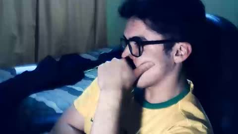 rpaulo25 online show from September 24, 4:01 am