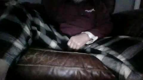 Snapshot of runningaround60 chatting on February 6, 12:59 pm runningaround60 online show from February 6, 12:59 pm