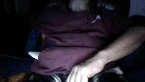 Snapshot of runningaround60 chatting on February 3, 3:09 am runningaround60 online show from February 3, 3:09 am