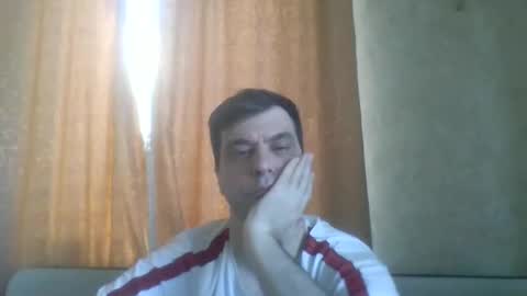 rusqadisx online show from March 8, 9:35 am