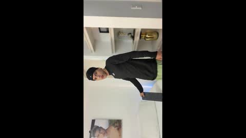  R U S S E L L  online show from November 26, 2:03 am