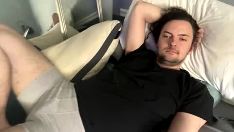 ryan_and_liz online show from April 18, 6:31 pm