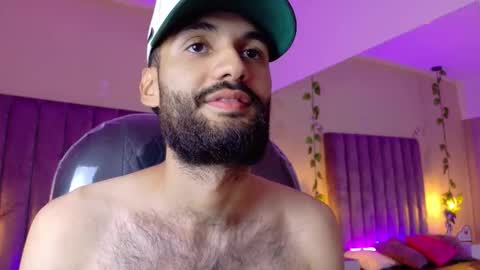 ryan_jackson_ online show from January 6, 12:03 am