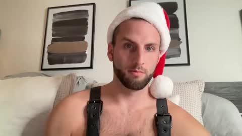 Snapshot of ryanandchadcb chatting on December 11, 8:49 pm Ryan  Chad online show from December 11, 8:49 pm