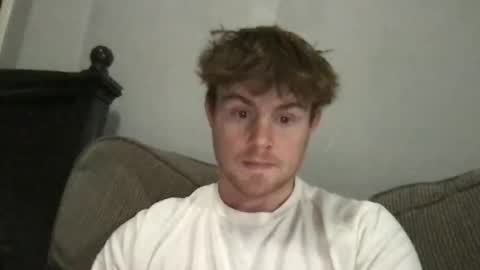 ryanhung_57 online show from November 7, 3:43 am