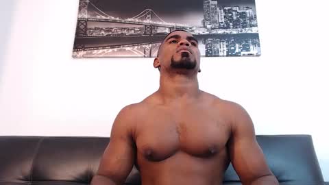 Instagram  Ryandwrn online show from October 27, 2:36 am