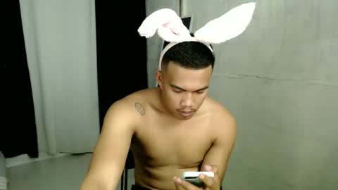 Taylor online show from January 5, 5:27 pm