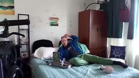 Snapshot of salis1981 chatting on October 22, 6:32 pm salis1981 online show from October 22, 6:32 pm