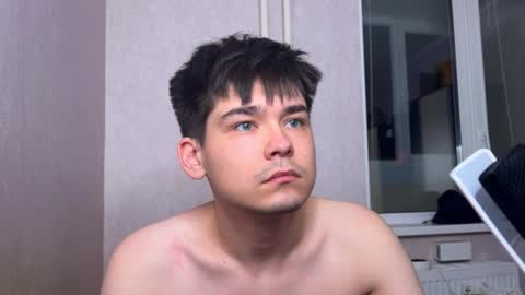 FinnKlein online show from November 9, 7:51 pm