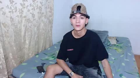 sam__cute online show from November 25, 1:07 am
