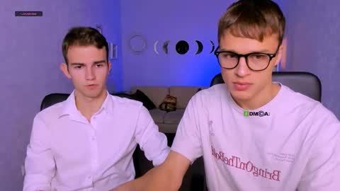 Sam online show from November 7, 8:12 pm