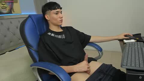 Sam online show from March 16, 8:46 pm