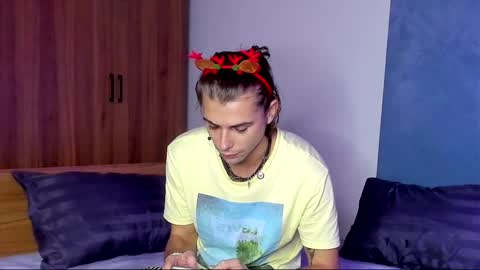 Fansly -       Top4fans   online show from January 4, 4:00 pm