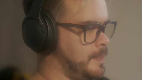 Sanders online show from March 31, 6:15 am