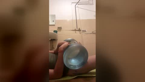 santiarzola7 online show from February 7, 7:59 am