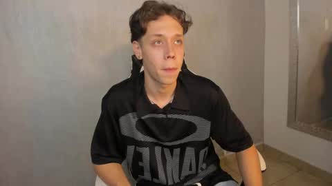 Julius Novachrono  online show from October 23, 8:01 pm