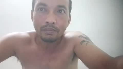 santichai561323 online show from October 9, 9:20 pm