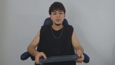 santybig18 online show from March 12, 6:18 am