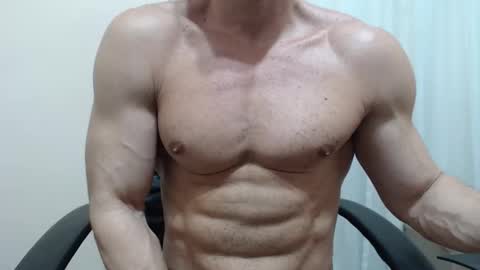 saradorj92 online show from September 17, 7:31 am