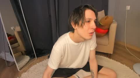 Raives online show from June 2, 10:33 pm