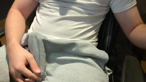 savagegerman online show from April 9, 9:04 am