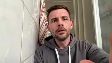 Snapshot of sawa08051989 chatting on February 15, 2:11 pm chamomile online show from February 15, 2:11 pm