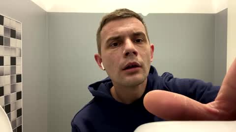 Snapshot of sawa08051989 chatting on December 28, 9:30 pm chamomile online show from December 28, 9:30 pm