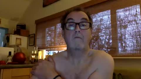 scbiggersballs online show from November 26, 7:55 am