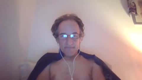 scotchwhieskie online show from November 3, 12:15 am