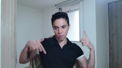 Twitter Scott brasher1 Instagram Camiloestuardo2 online show from January 2, 6:56 pm