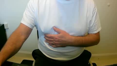 Snapshot of scotti30 chatting on October 13, 8:20 am Scott online show from October 13, 8:20 am