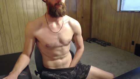 Snapshot of scottsspace chatting on January 4, 9:09 pm Scott online show from January 4, 9:09 pm