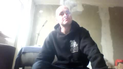 Sean online show from April 1, 7:54 am