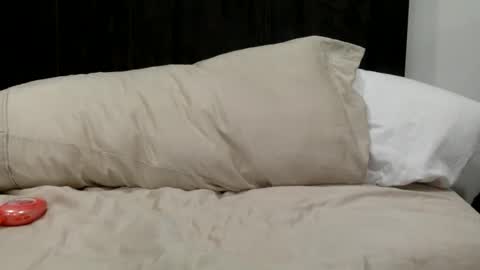 dick online show from December 17, 5:25 am