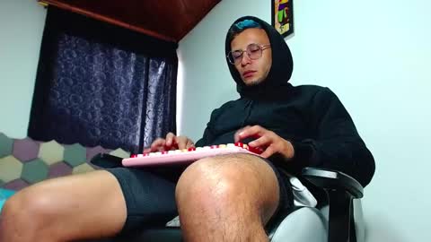 Sebastian online show from February 12, 1:06 pm