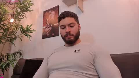 Instagram jeanpaulfit  online show from November 26, 12:35 am