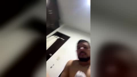 sebaz044 online show from April 12, 9:11 am