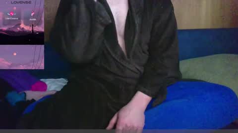 Snapshot of seewolf1000 chatting on January 29, 6:18 pm seewolf1000 online show from January 29, 6:18 pm