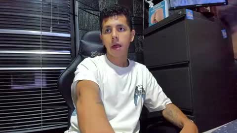 selfsuck_balls online show from June 23, 12:48 am
