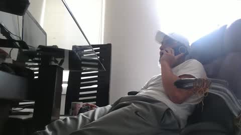 hetero serio discreto online show from October 16, 6:27 pm