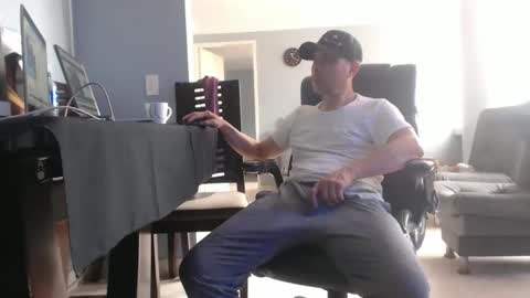 hetero serio discreto online show from February 27, 4:21 pm