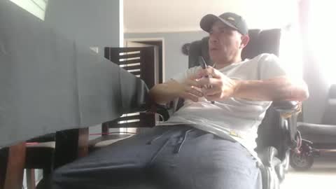 hetero serio discreto online show from January 7, 3:22 pm