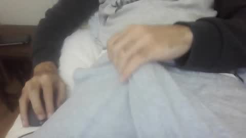 sero98313230 online show from December 3, 7:00 pm