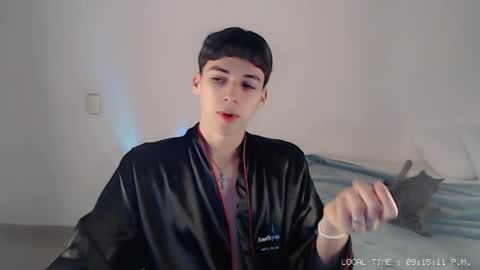 seth_ryder online show from November 18, 2:15 am